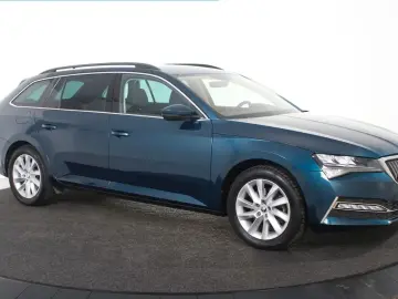 SKODA Superb iV COMBI