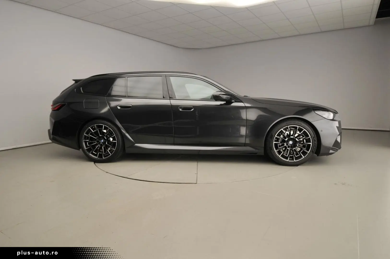 BMW M5 Touring LED   Leder   HUD   Active cruise   p