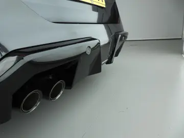BMW M5 Touring LED   Leder   HUD   Active cruise   p