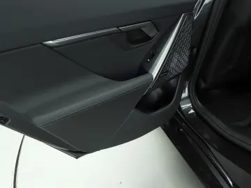 BMW M5 Touring LED   Leder   HUD   Active cruise   p