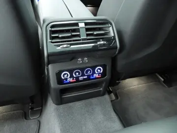 BMW M5 Touring LED   Leder   HUD   Active cruise   p