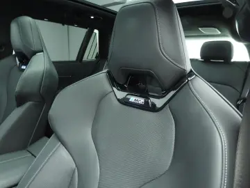 BMW M5 Touring LED   Leder   HUD   Active cruise   p