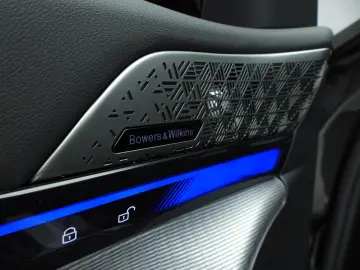 BMW M5 Touring LED   Leder   HUD   Active cruise   p