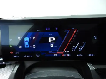 BMW M5 Touring LED   Leder   HUD   Active cruise   p