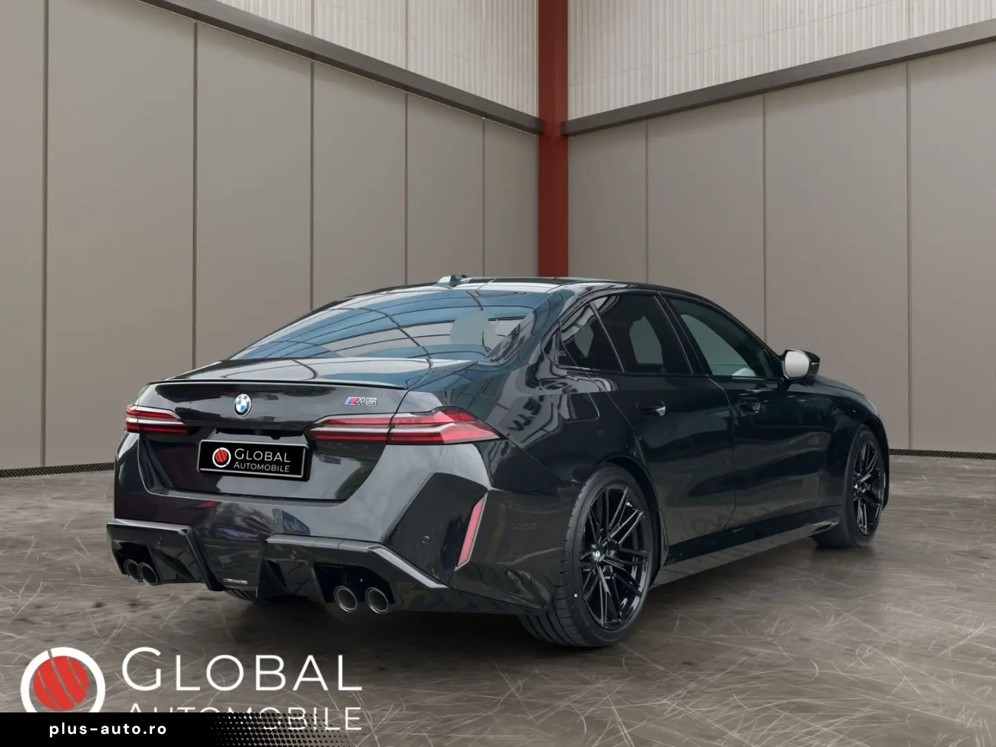 BMW M5 G90 B&W PANO CARBON GARANTIE VENT HUD 360