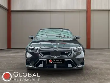 BMW M5 G90 B&W PANO CARBON GARANTIE VENT HUD 360