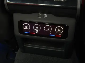 BMW M5 G90 B&W PANO CARBON GARANTIE VENT HUD 360