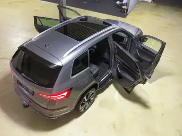 SKODA Kodiaq TDI2.0 SCR DSG7 L&K 4x4 Leder eSAD AHK