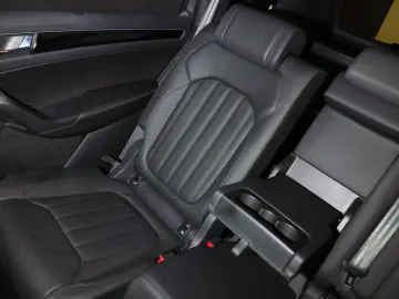 SKODA Kodiaq TDI2.0 SCR DSG7 L&K 4x4 Leder eSAD AHK