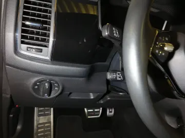 SKODA Kodiaq TDI2.0 SCR DSG7 L&K 4x4 Leder eSAD AHK