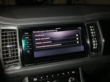 SKODA Kodiaq TDI2.0 SCR DSG7 L&K 4x4 Leder eSAD AHK