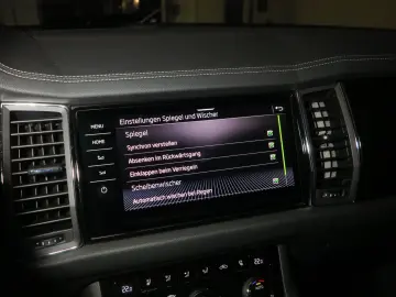 SKODA Kodiaq TDI2.0 SCR DSG7 L&K 4x4 Leder eSAD AHK