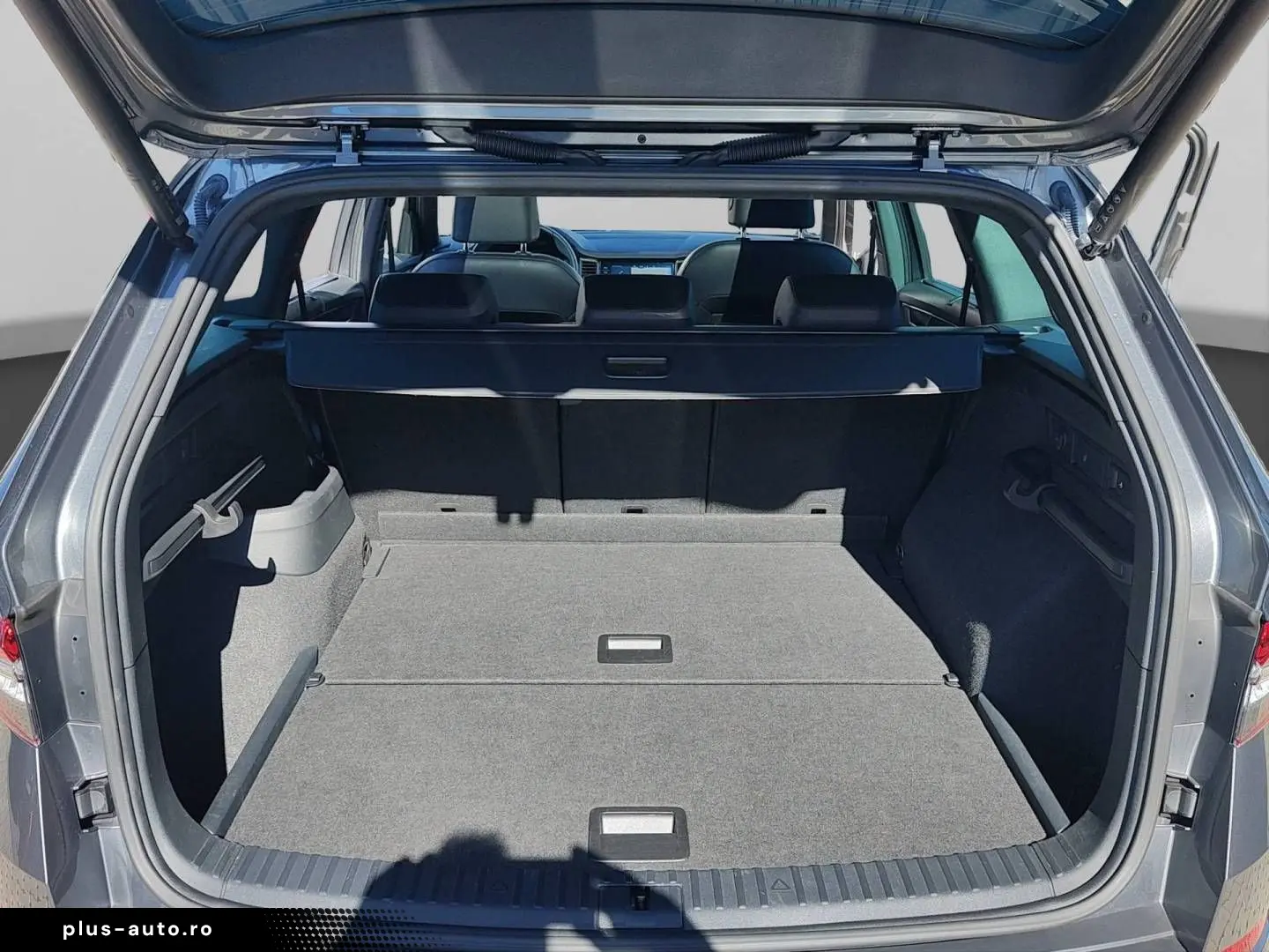 SKODA KODIAQ 2.0TDI DSG 4x4 L&K NAVI AHK PANO 360