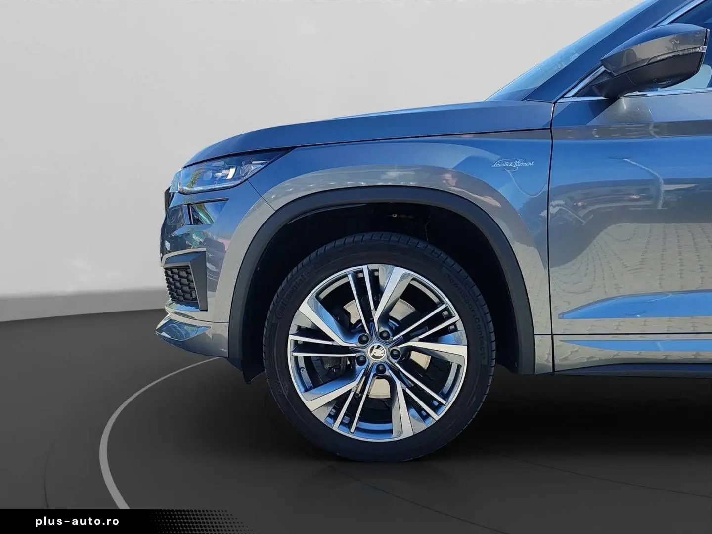 SKODA KODIAQ 2.0TDI DSG 4x4 L&K NAVI AHK PANO 360