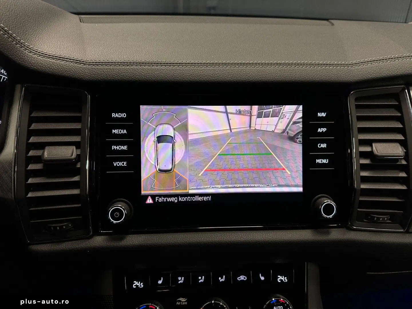 SKODA Kodiaq Tour 4x4  19Zoll PANORAMA 360 Standhzg