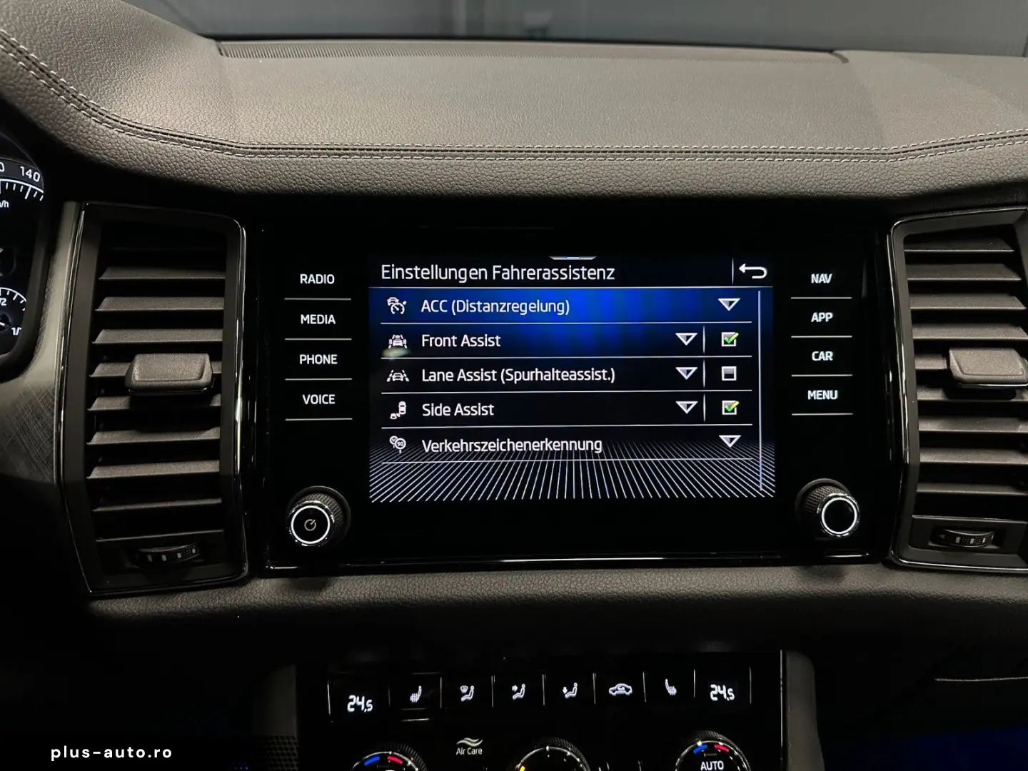 SKODA Kodiaq Tour 4x4  19Zoll PANORAMA 360 Standhzg