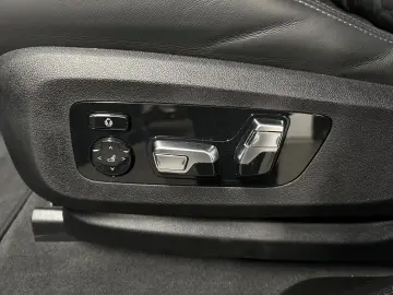 BMW X6 M Competition Harman Kardon
