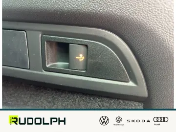 SKODA Kodiaq 2.0 TDI Sportline 4x4 ACC StandHZG 360  L