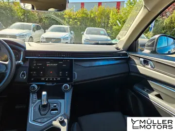 LYNC AND CO 01 Hybrid