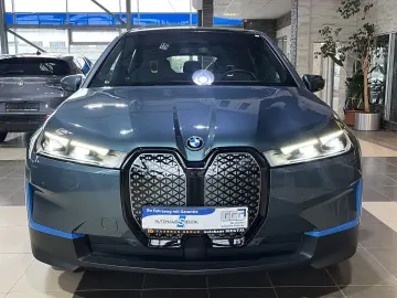 BMW iX 50 xDrive Pano. Harman Kardon LED HUD AHK