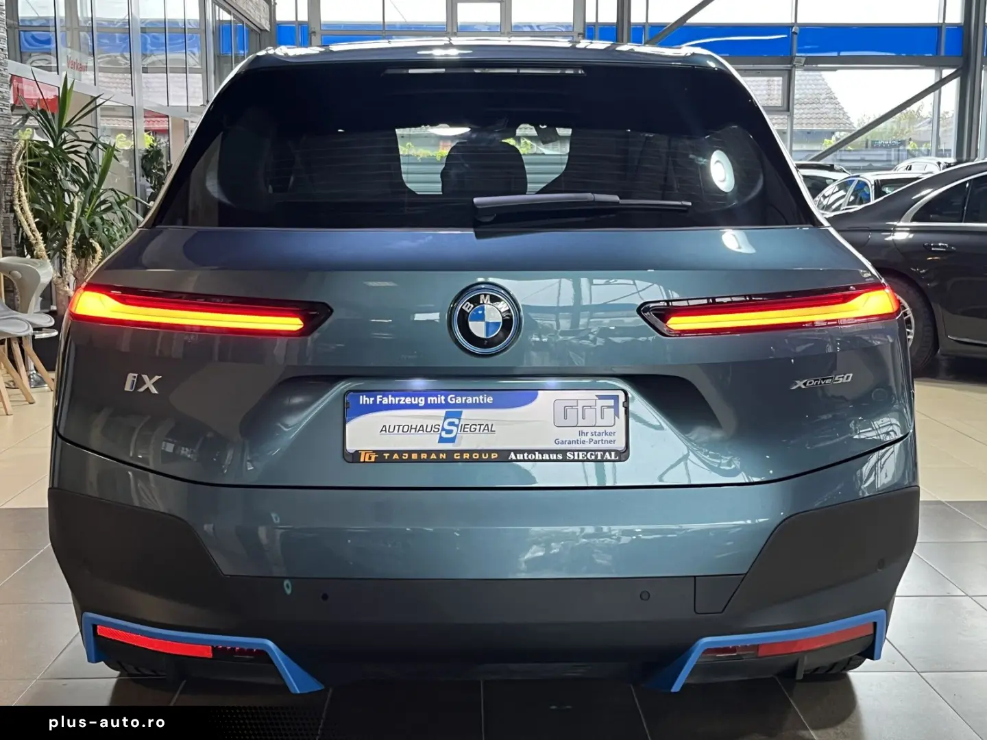 BMW iX 50 xDrive Pano. Harman Kardon LED HUD AHK