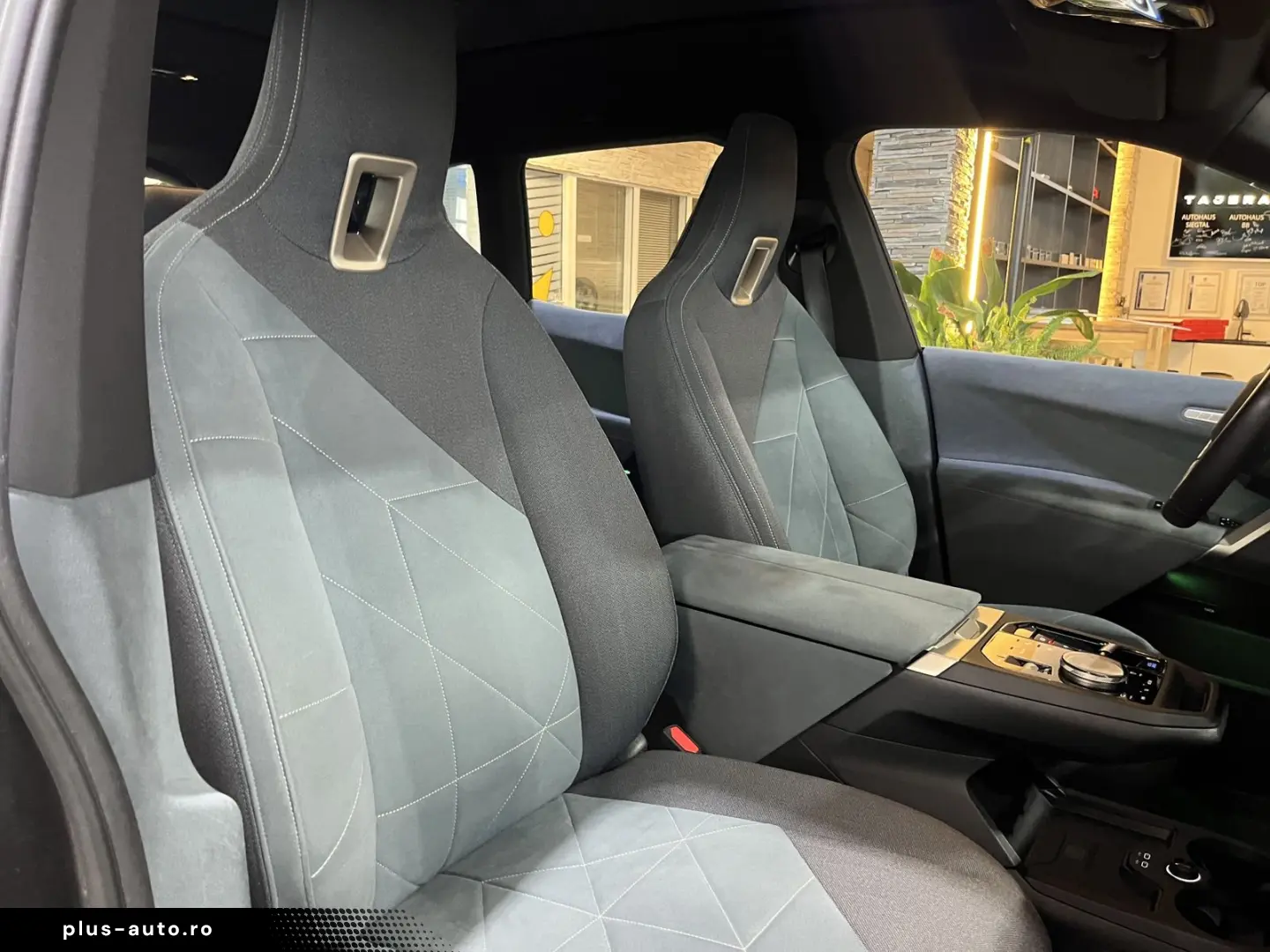 BMW iX 50 xDrive Pano. Harman Kardon LED HUD AHK
