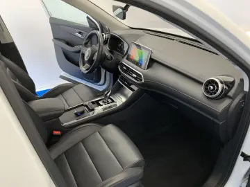MG EHS PHEV Comfort 17kWh CAM LEDER NAV SHZ ACC
