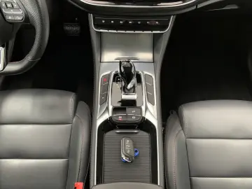 MG EHS PHEV Comfort 17kWh CAM LEDER NAV SHZ ACC
