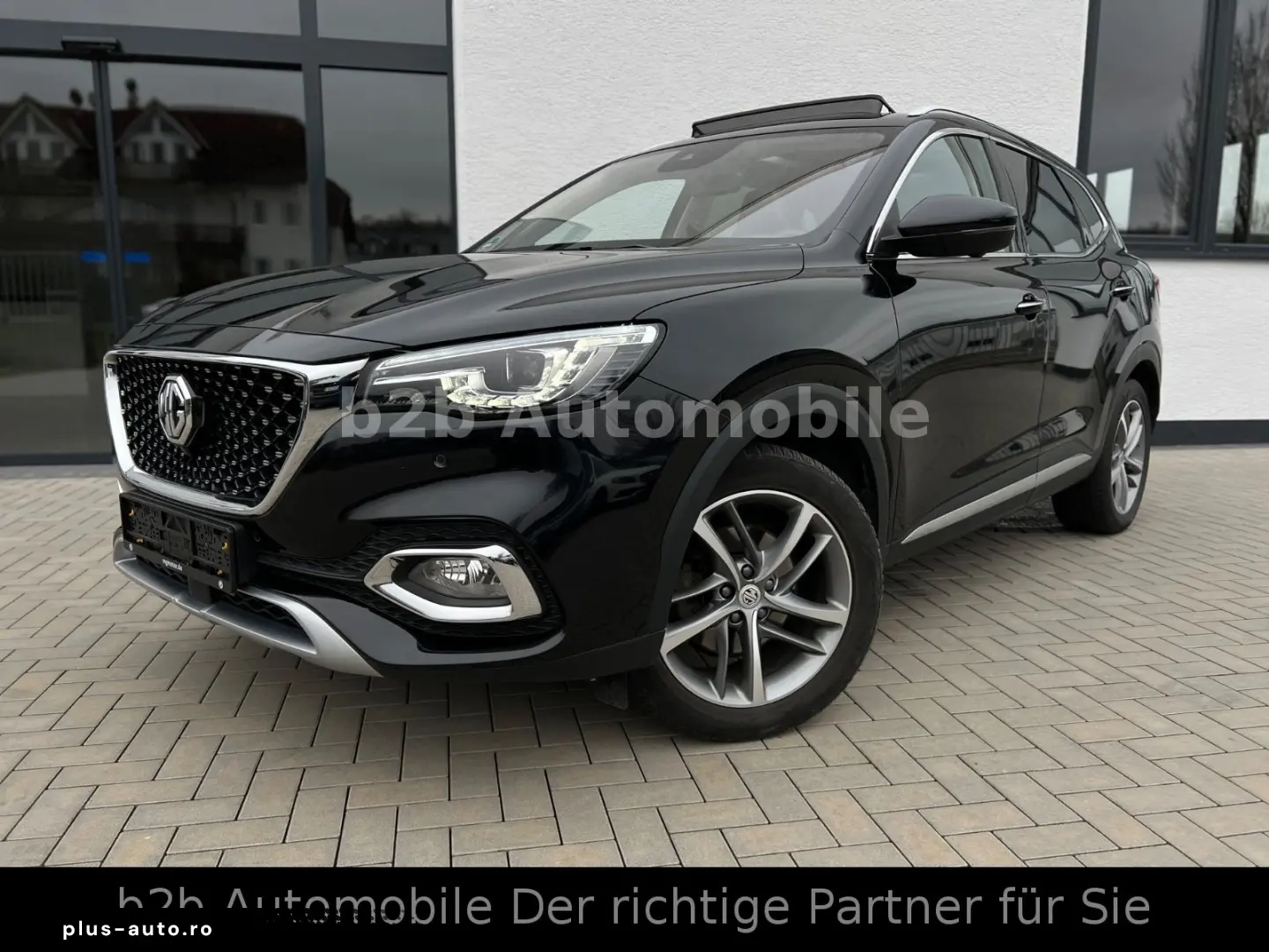 MG EHS Luxury PHEV Pano Key Virtual 18Zoll Anhänger