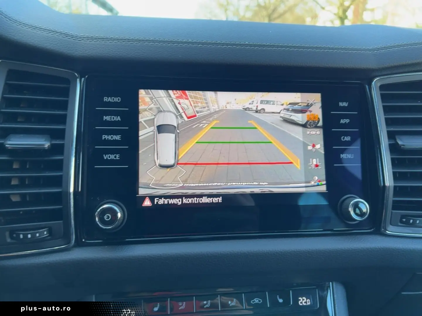 SKODA Kodiaq Ambition 4x4 2.0 TDI DSG Panoramadach PDC