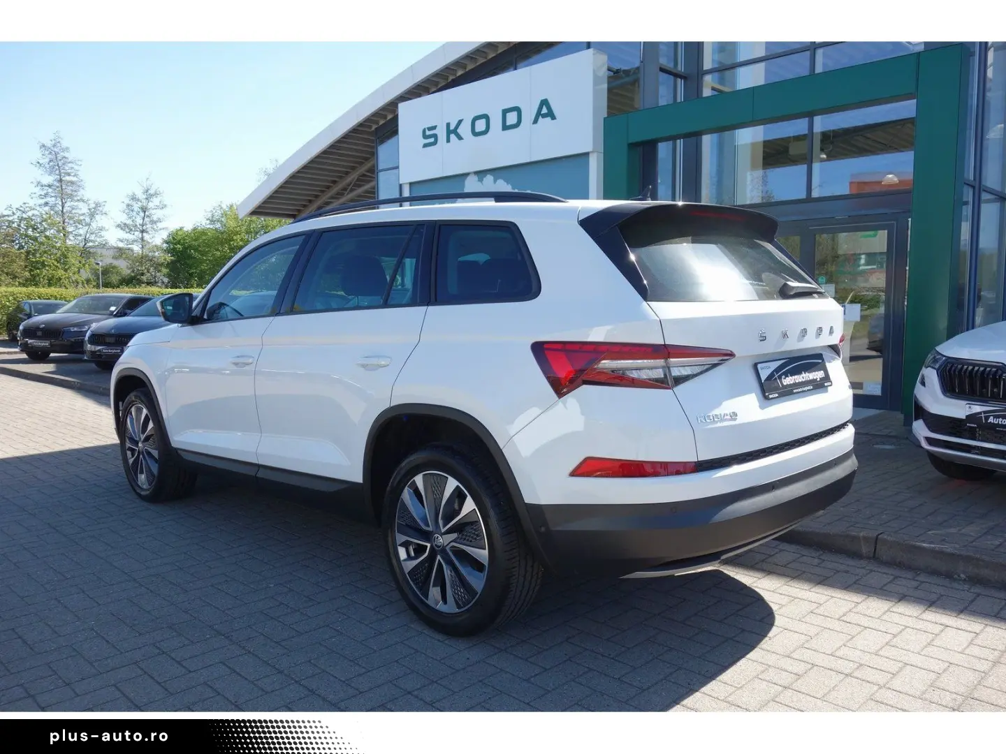 SKODA Kodiaq 2.0 TDI Tour DSG 4x4 AHK PANO LED NAVI VC