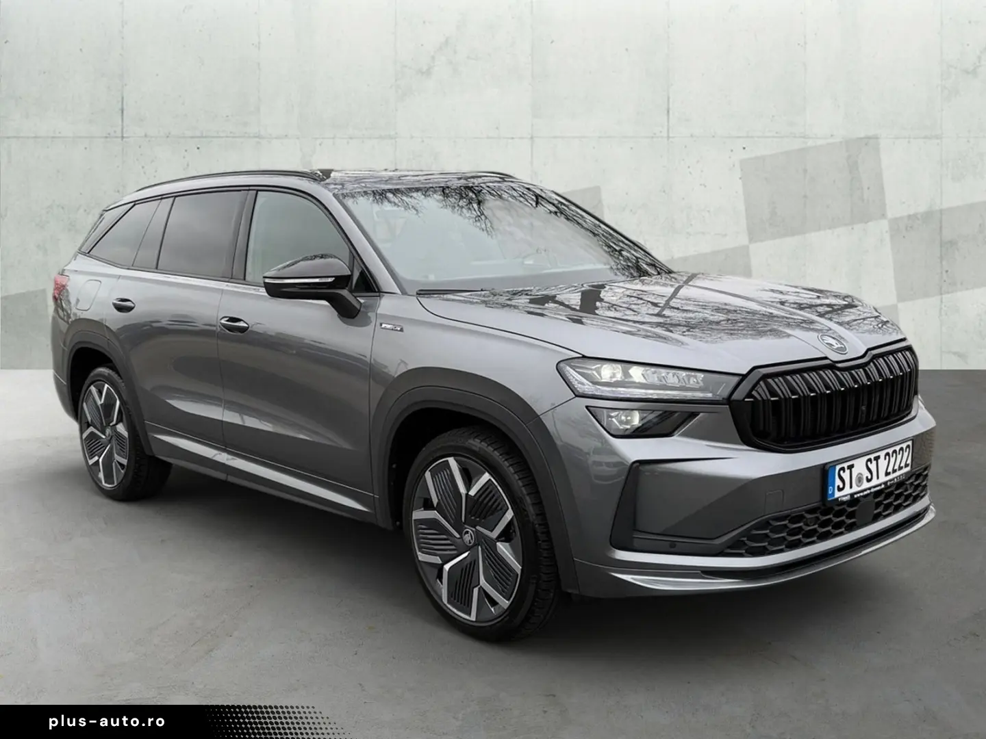 SKODA Kodiaq 2.0 TDI DSG 4x4 SPORTLINE  AHK  PANO  DCC