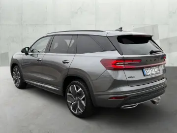 SKODA Kodiaq 2.0 TDI DSG 4x4 SPORTLINE  AHK  PANO  DCC