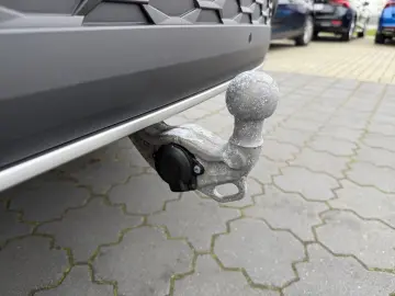 SKODA Kodiaq 2.0 TDI DSG 4x4 SPORTLINE  AHK  PANO  DCC