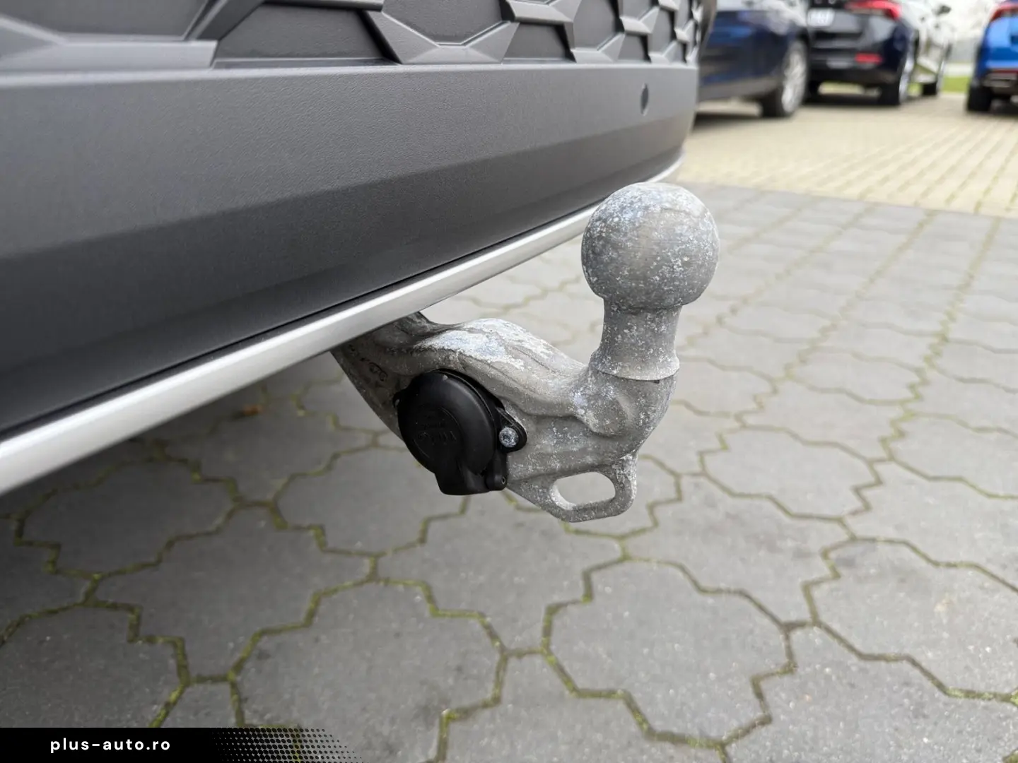 SKODA Kodiaq 2.0 TDI DSG 4x4 SPORTLINE  AHK  PANO  DCC