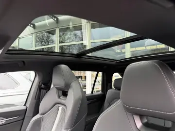 SKODA Kodiaq 2.0 TDI DSG 4x4 SPORTLINE  AHK  PANO  DCC