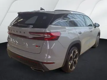 SKODA Kodiaq 2.0 TSI RS 4x4 NAVI MATRIX-LED AHK PANO