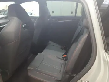 SKODA Kodiaq 2.0 TSI RS 4x4 NAVI MATRIX-LED AHK PANO