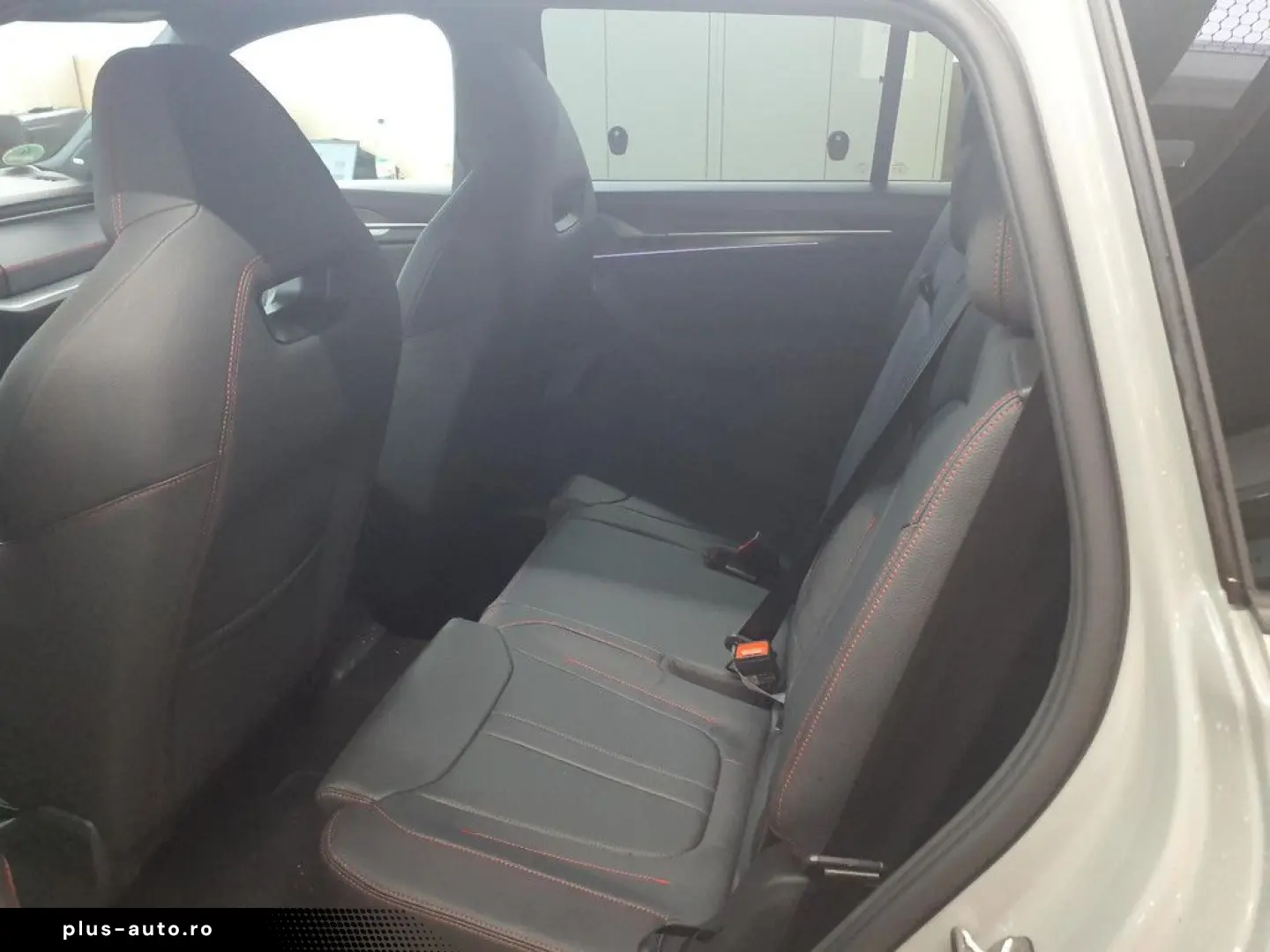 SKODA Kodiaq 2.0 TSI RS 4x4 NAVI MATRIX-LED AHK PANO