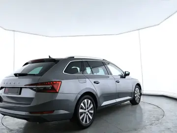 SKODA Superb Combi 1.5 TSI