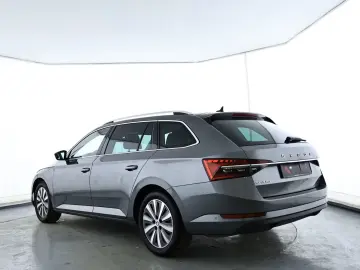 SKODA Superb Combi 1.5 TSI