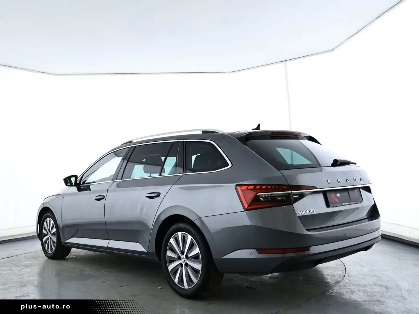SKODA Superb Combi 1.5 TSI