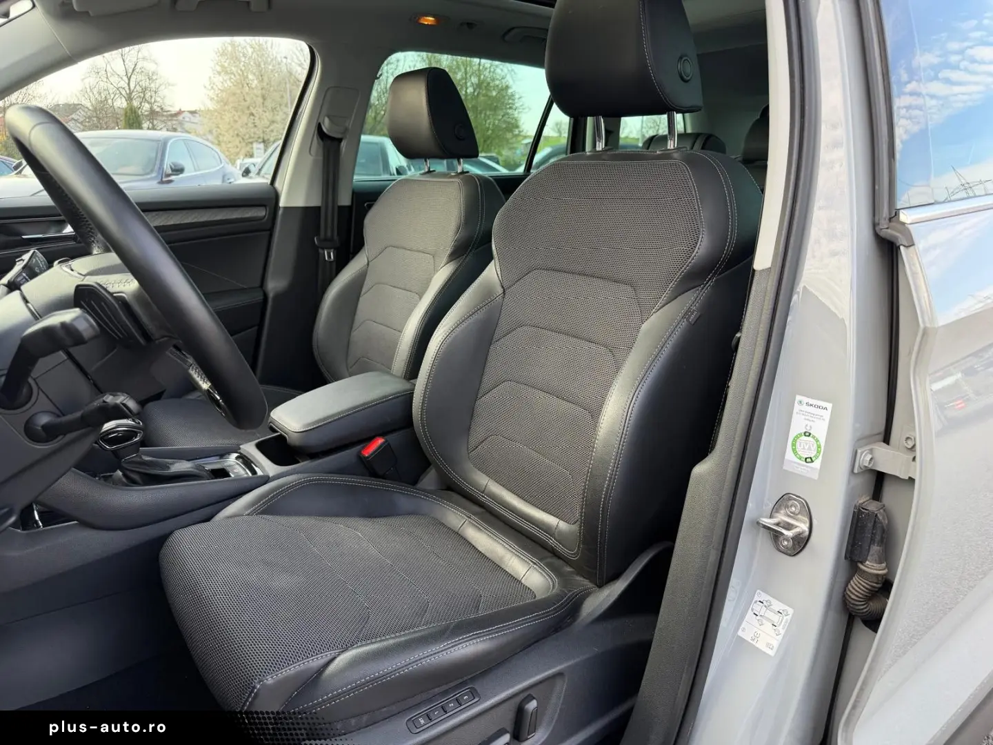 SKODA Kodiaq Style 4x4 DSG PANO ACC 360 STD-HZG AHK