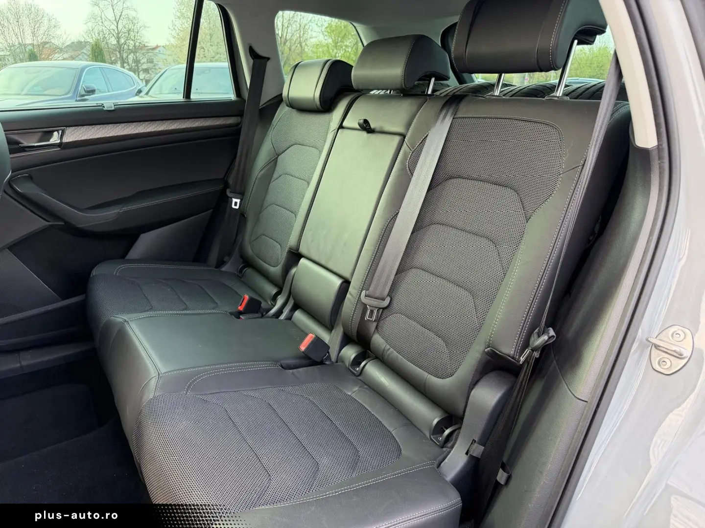 SKODA Kodiaq Style 4x4 DSG PANO ACC 360 STD-HZG AHK