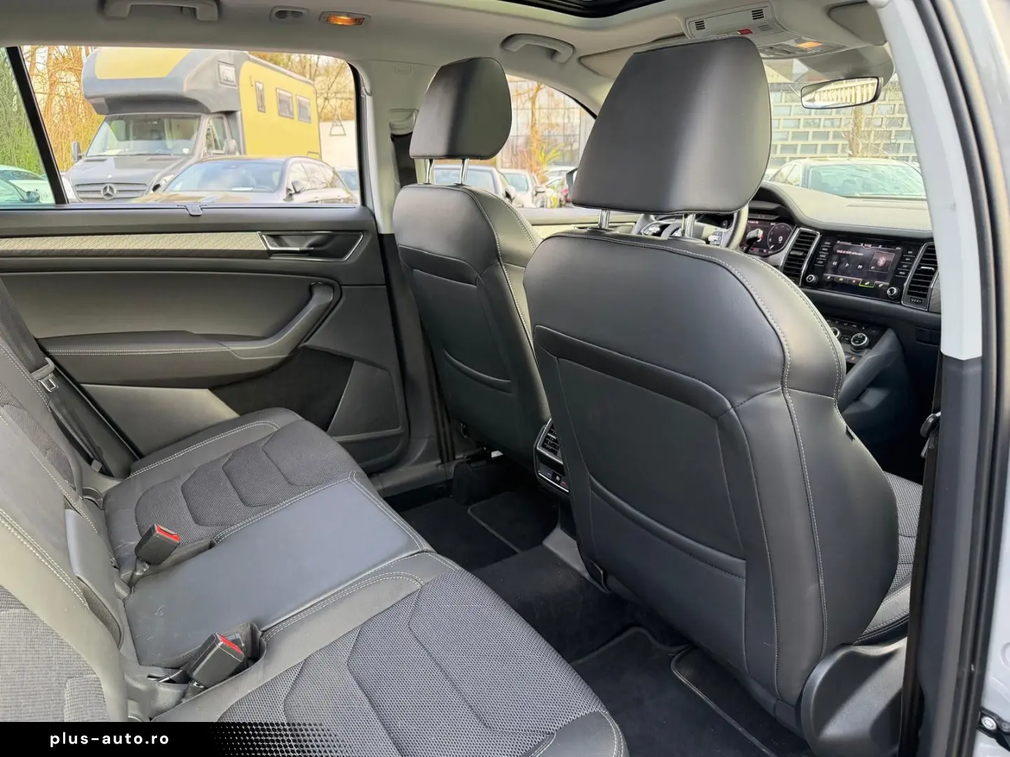 SKODA Kodiaq Style 4x4 DSG PANO ACC 360 STD-HZG AHK