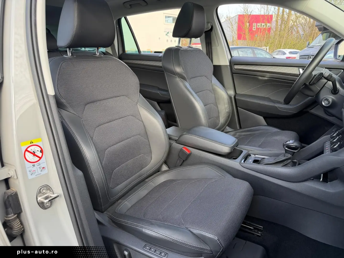 SKODA Kodiaq Style 4x4 DSG PANO ACC 360 STD-HZG AHK