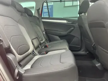 SKODA Kodiaq Tour 2.0 TDI 4x4  Pano AHK R-Kamera VC