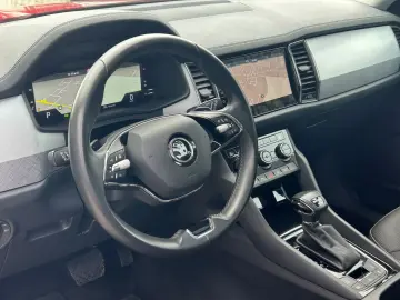 SKODA Kodiaq Tour 2.0 TDI 4x4  Pano AHK R-Kamera VC