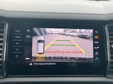 SKODA Kodiaq Tour 2.0 TDI 4x4  Pano AHK R-Kamera VC