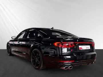 AUDI S8 TFSI qu tiptro 360  AHK B&O Adv HuD Pano Sthz
